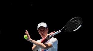 Sinner aponta volta ao topo do ranking como meta para 2026