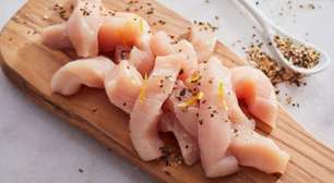 Como temperar frango sem erro: 3 combinações para cada corte