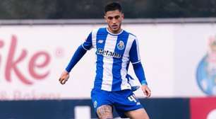 Botafogo avalia contratação de zagueiro do Porto