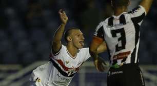 Gustavo Santana faz três, e São Paulo vai às oitavas da Copinha