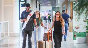 Viviane Araujo é flagrada com o marido em aeroporto após gravações de 'Três Graças' com Belo