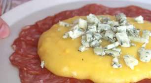Polenta italiana cremosa: aprenda a fazer essa receita clássica e reconfortante que todo mundo ama