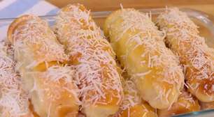 Pãozinho de leite condensado com coco e recheio de queijo, a combinação perfeita de doce e salgado