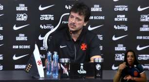 "Insubstituível": Diniz pede fico de Rayan e garante Vegetti nos planos do Vasco