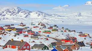 Trump diz que vai impor tarifas à Europa até EUA anexar a Groenlândia