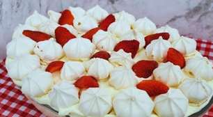 Pavê de morango cremoso e muito fácil de montar para ser a sobremesa de sucesso da sua família