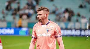 Corinthians se acerta com João Ricardo e aguarda exames para assinar