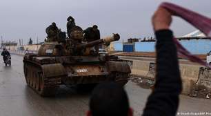 Após combates, exército sírio toma cidades no norte de forças curdas