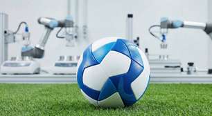 Feita com 20 painéis soldados a calor e pesando 450g, a bola oficial de futebol passa por testes de pressão rigorosos antes de ir para o gramado