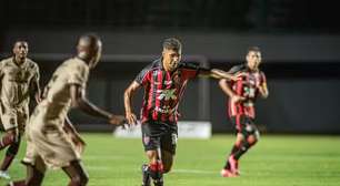 Vitória enfrenta Porto-BA na busca pela primeira vitória no Baianão