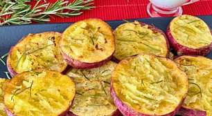 Batata-doce na Airfryer com ervas e melado: macia e crocante