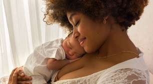 Muito colo 'estraga' o bebê? Veja o que diz neurocientista sobre o poder do afeto