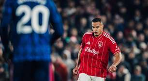 Jogador revelado pelo Corinthians protagoniza lance espetacular na Premier League; confira