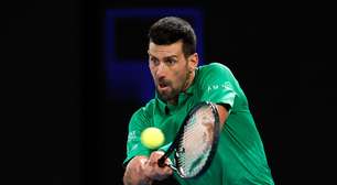 Djokovic domina, Swiatek sofre: os resultados do Australian Open!