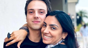 Filho de cantora gospel publica vídeo de beijo com namorado