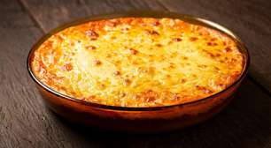 Batata recheada na travessa: acompanhamento cremoso e fácil