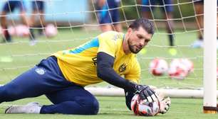 Grêmio rescinde com Thiago Volpi, a caminho do Bragantino; Jemerson e Carballo também saem