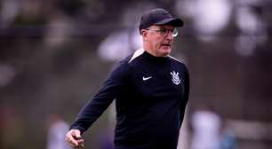 Corinthians começa preparação para clássico na Vila Belmiro com retorno de titular
