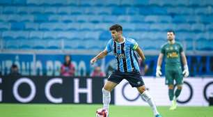 Kannemann sofre lesão muscular e vira baixa no Grêmio
