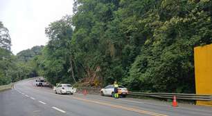 Rodovia Mogi-Bertioga é liberada após interdição preventiva por causa da chuva