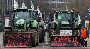 Parlamento Europeu: agricultores intensificam protestos na véspera de votação sobre acordo UE-Mercosul