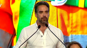 Eduardo Leite é vaiado durante evento com Lula e rebate: 'Esse é o amor?'