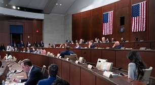 Congresso dos EUA vota abertura de processo contra o casal Clinton no caso Epstein