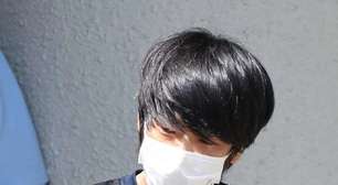 Assassino de ex-premiê japonês Shinzo Abe é condenado a prisão perpétua