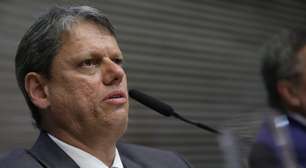 Tarcísio recua de visita a Bolsonaro em meio a pressões por apoio eleitoral