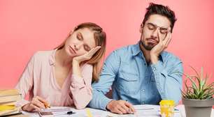 Acorda cansado? 7 causas que podem estar por trás disso