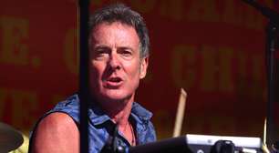 Rob Hirst, baterista da banda australiana Midnight Oil, morre aos 70 anos