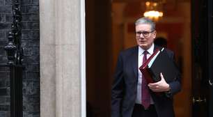 Em meio a tensões com EUA, premiê britânico anuncia viagem surpresa à China