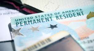 A frustração de brasileiros que querem viver nos EUA após suspensão de vistos de imigração: 'Foi como uma bomba no peito'