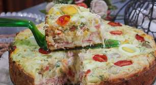 Torta de liquidificador com massa fofinha e muito fácil de preparar para um lanche rápido e delicioso