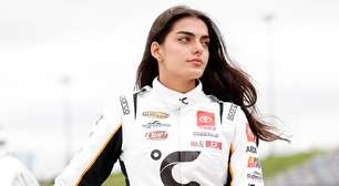 Toni Breidinger assina para temporada parcial na NASCAR Truck Series.