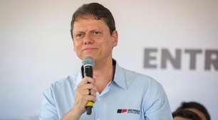 Tarcísio confirma candidatura à reeleição ao Governo de SP e visita a Bolsonaro