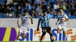 Em jogo com gol polêmico, Cruzeiro supera Grêmio de virada e é finalista da Copinha