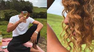 Ex-'No Limite' surge com Gabriela Loran e exibe aliança após boatos