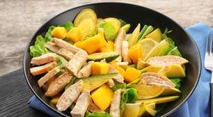 10 saladas proteicas para aumentar a massa muscular