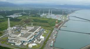 Um dia após reabertura, Japão suspende atividades na maior usina nuclear do mundo