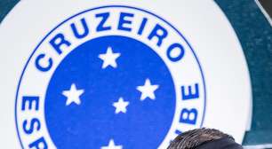 Cássio sai lesionado de campo e vira dúvida para o clássico no domingo