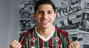 Ex-jogador do Botafogo brinca e pede correção em postagem sobre saída de Savarino: "Refazer o texto"