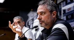 Mattos se irrita por questionamento em coletiva do Santos e discute com jornalista