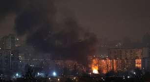 Rússia intensifica ataques com drones à Ucrânia em meio a discussões de paz em Abu Dhabi