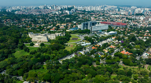 Mansão com 130 cômodos no Brasil é maior que a Casa Branca e está entre as maiores residências do mundo