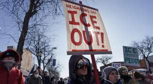 Mortes em ação do ICE em Minneapolis aumentam risco de paralisaçã orçamentária nos EUA