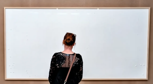 Pra quem não viu: Artista plástico entrega tela em branco a museu e diz que é 'arte'