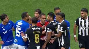 Vídeo! Leitura labial revela xingamentos em discussão entre Hulk e Kaio Jorge no clássico