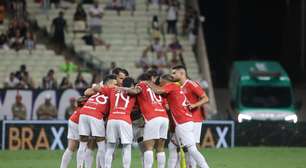 Goleiro do Inter negocia ida a rival do Brasileirão