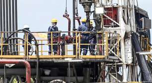 Equador aumenta em 900% tarifa de transporte de petróleo colombiano